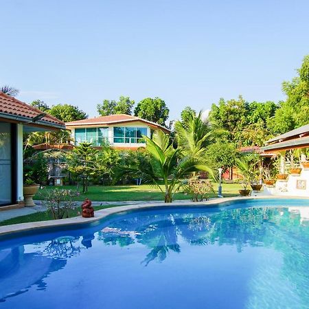 Tina'S Living Paradise - Guesthouses With Private Pool Бан Пе Екстериор снимка